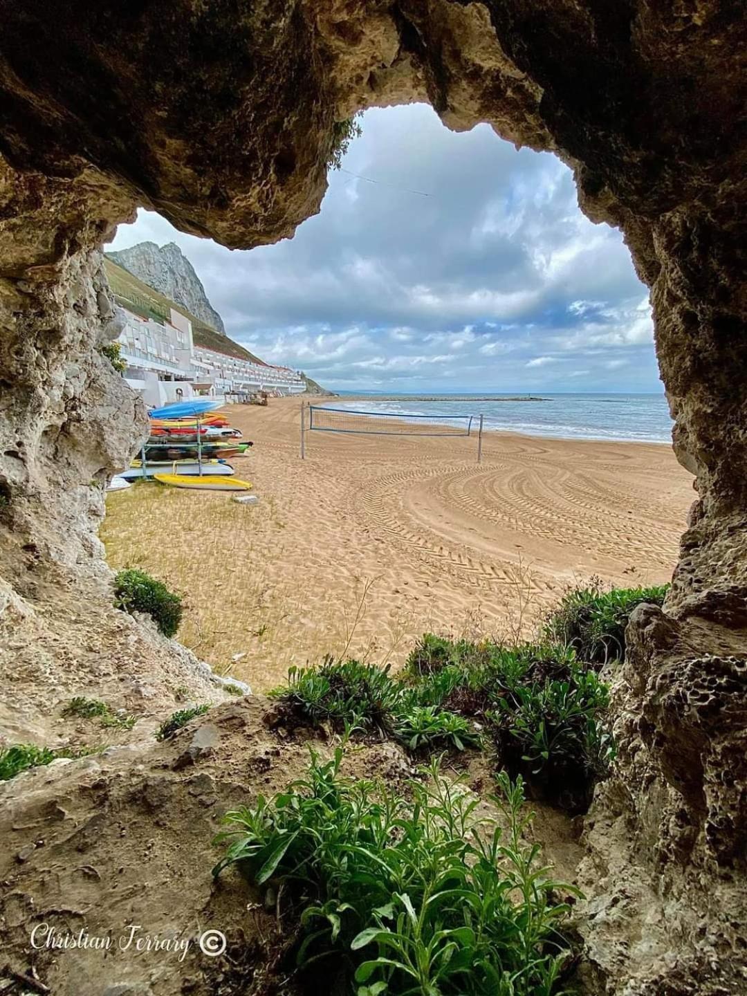 Beach Front Apartment Gibraltar Zewnętrze zdjęcie